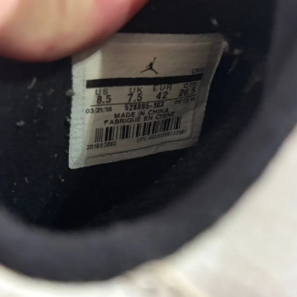 Air Jordan 11 Retro Low Closing Ceremony White Gold Black Men's 8.5 528895-103